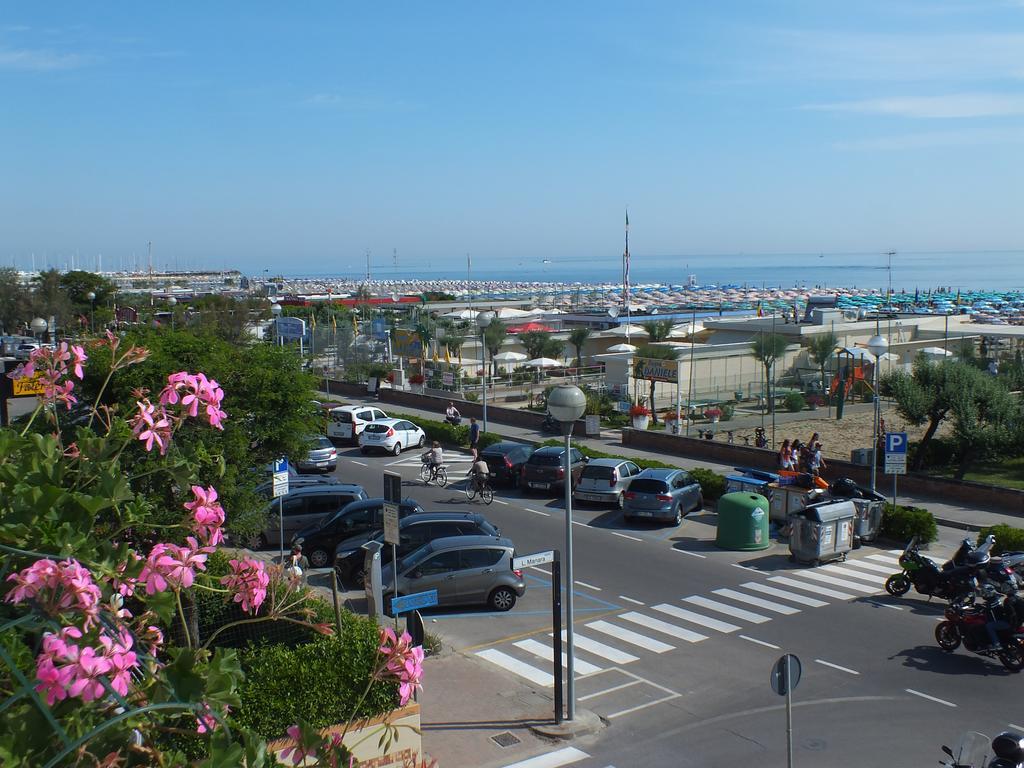 Hotel Ronchi Cervia Extérieur photo